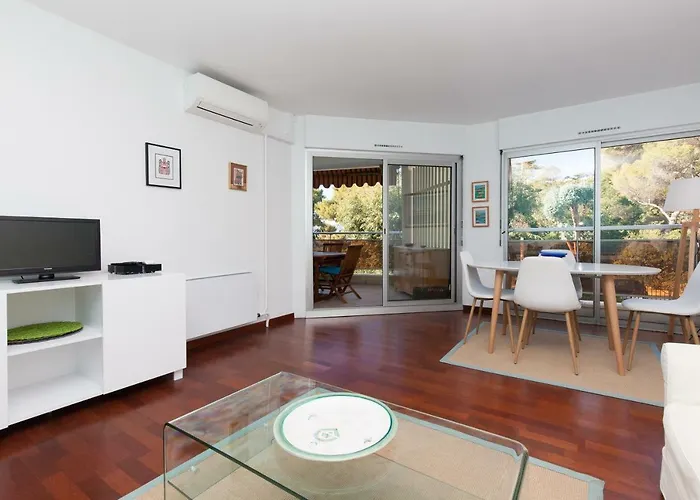 Vue Daire Cannes